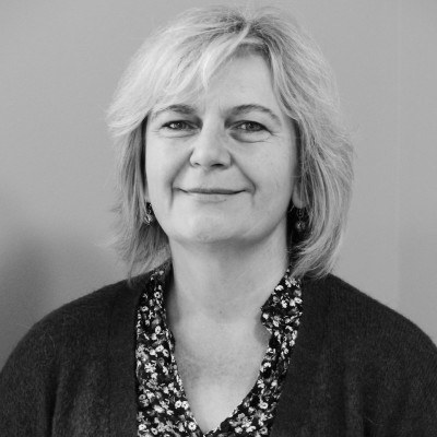 Nadine YERNAUX